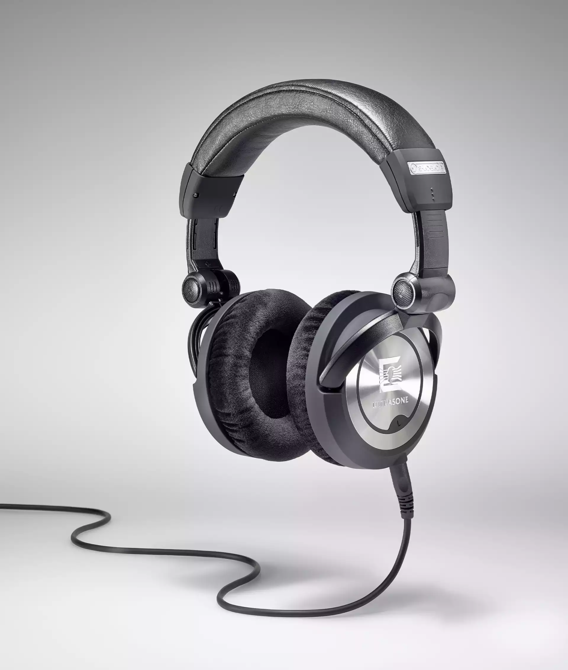 https://www.player.hr/images/products/big/32928.webp