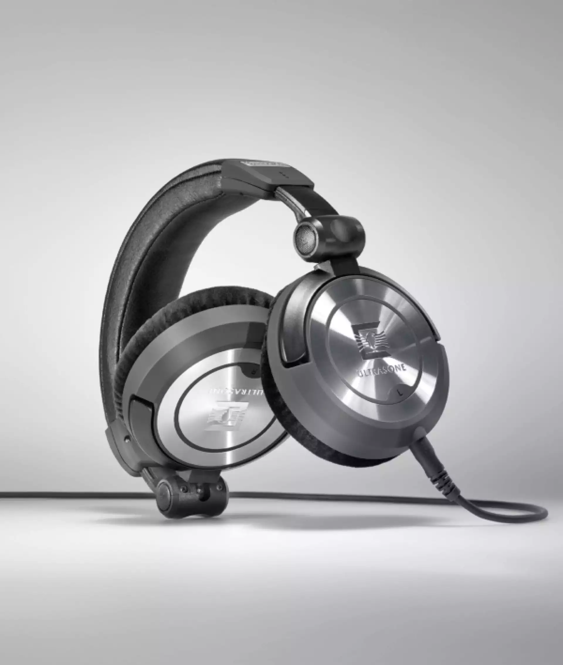 https://www.player.hr/images/products/big/32930.webp